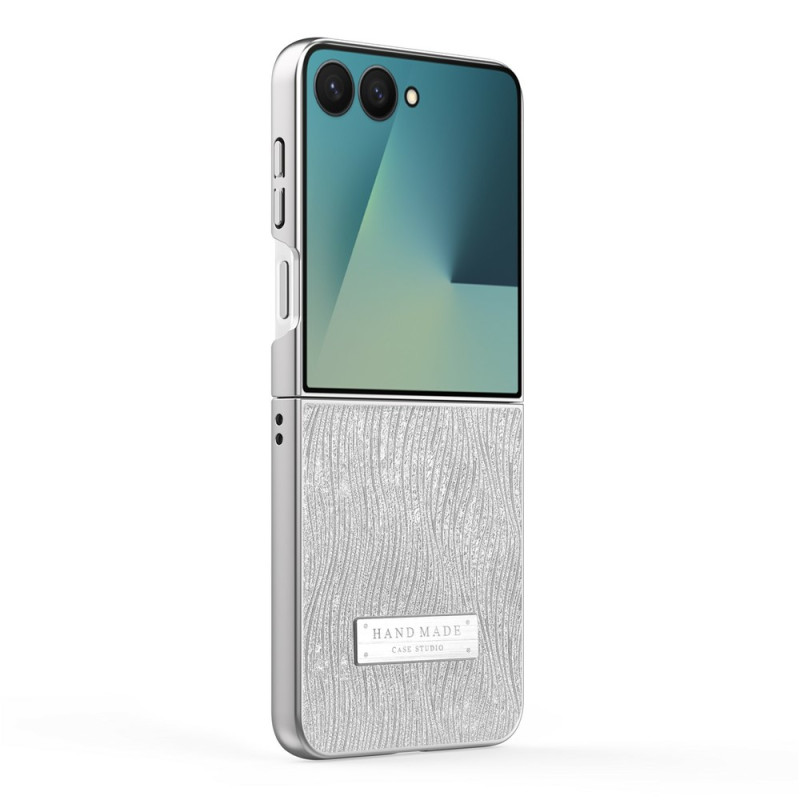 Capa para Samsung Galaxy Z Flip 8 com efeito de couro e design em ondas